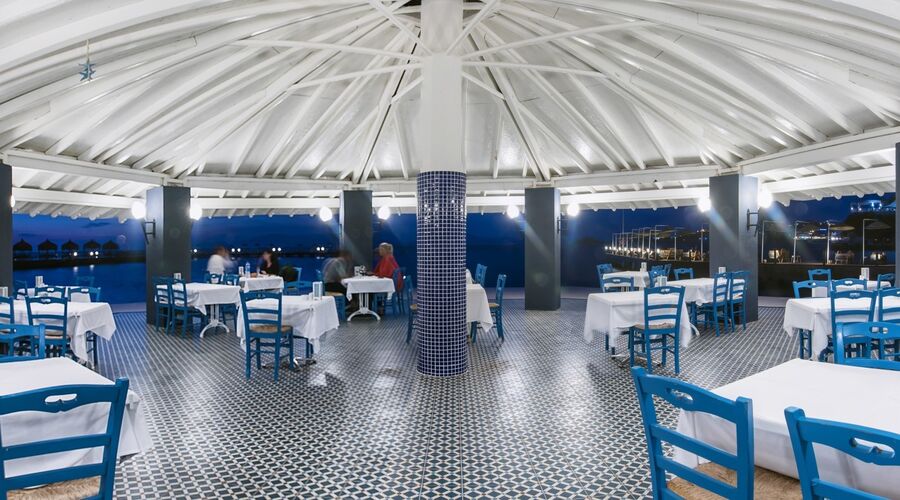 Le Bleu Hotel & Resort  5*