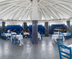 Le Bleu Hotel & Resort  5*