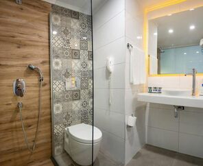 Le Bleu Hotel & Resort  5*