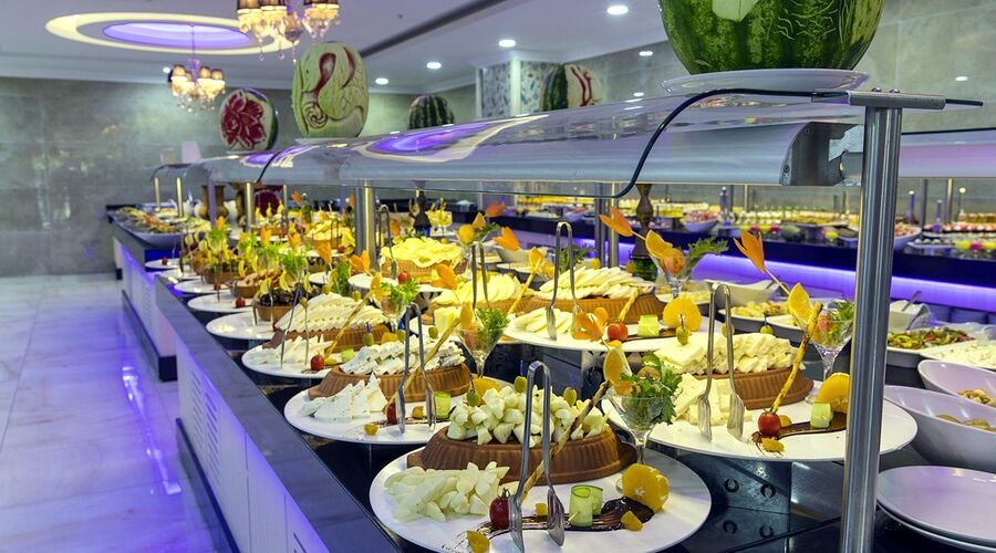 Holiday Park Resort Hotel  5*