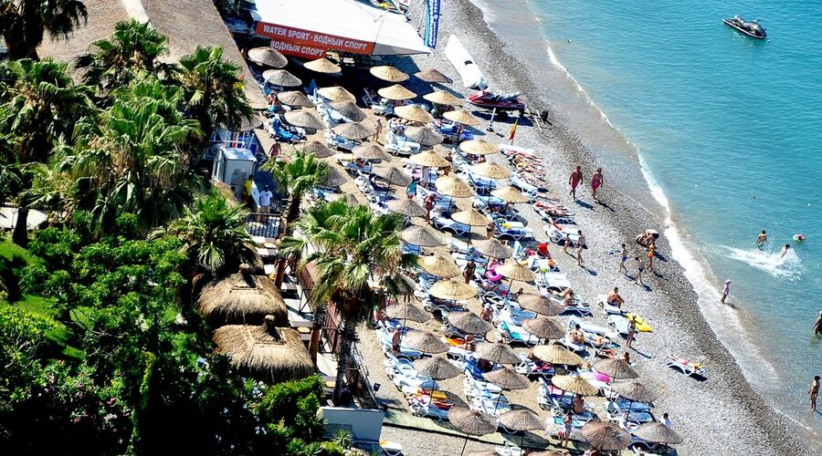Holiday Park Resort Hotel  5*