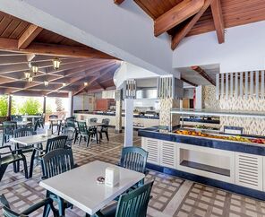 Holiday Park Resort Hotel  5*