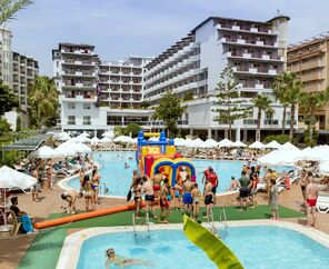 Holiday Park Resort Hotel  5*