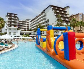 Holiday Park Resort Hotel  5*