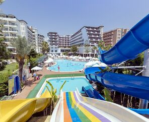 Holiday Park Resort Hotel  5*