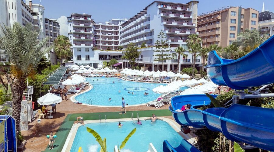 Holiday Park Resort Hotel  5*