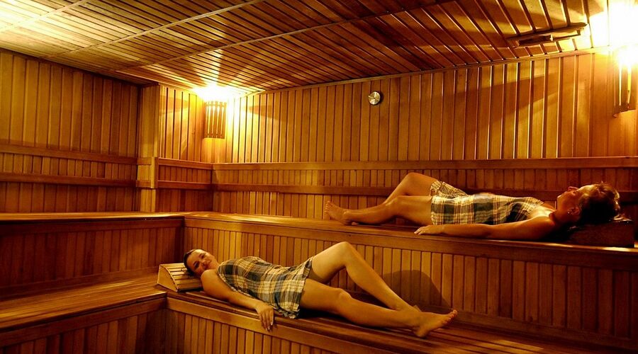 Holiday Park Resort Hotel  5*