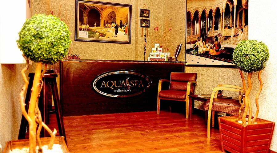 Holiday Park Resort Hotel  5*
