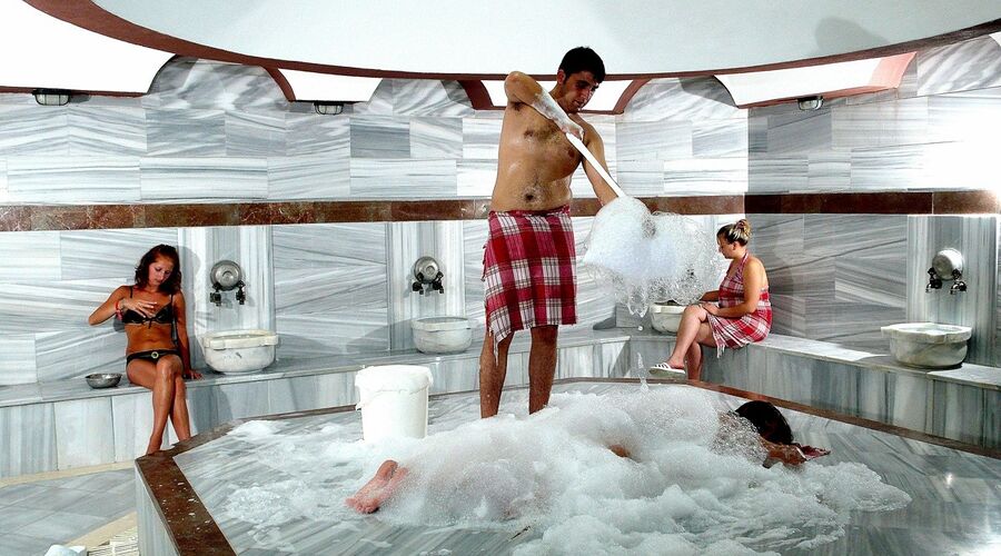 Holiday Park Resort Hotel  5*