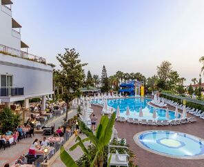 Holiday Park Resort Hotel  5*