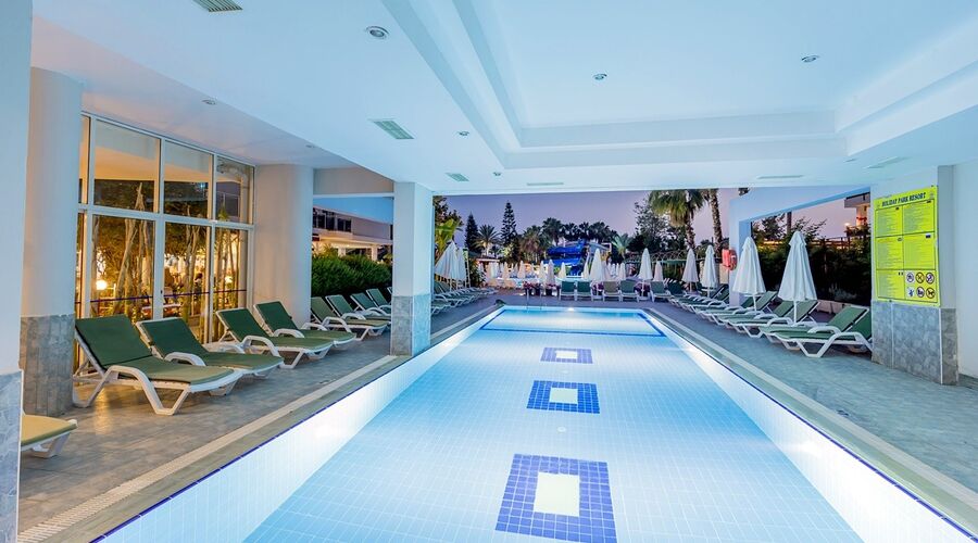 Holiday Park Resort Hotel  5*
