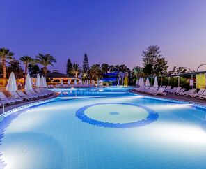 Holiday Park Resort Hotel  5*
