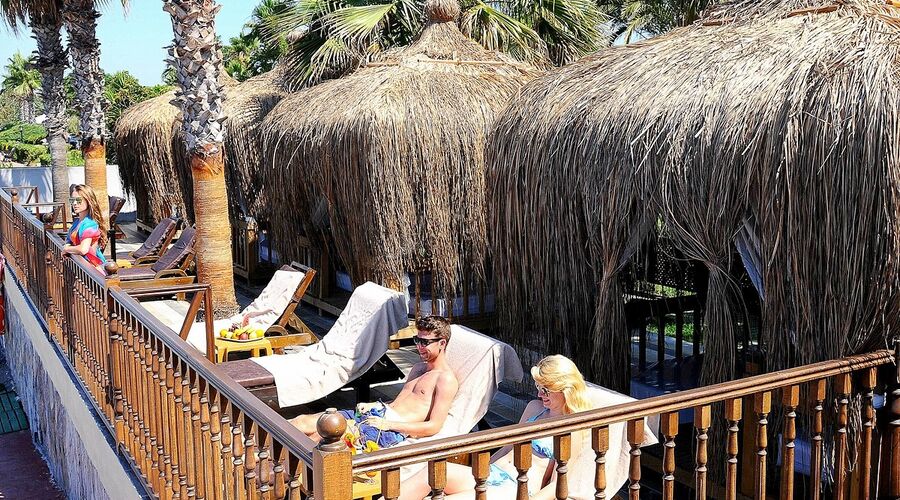 Holiday Park Resort Hotel  5*