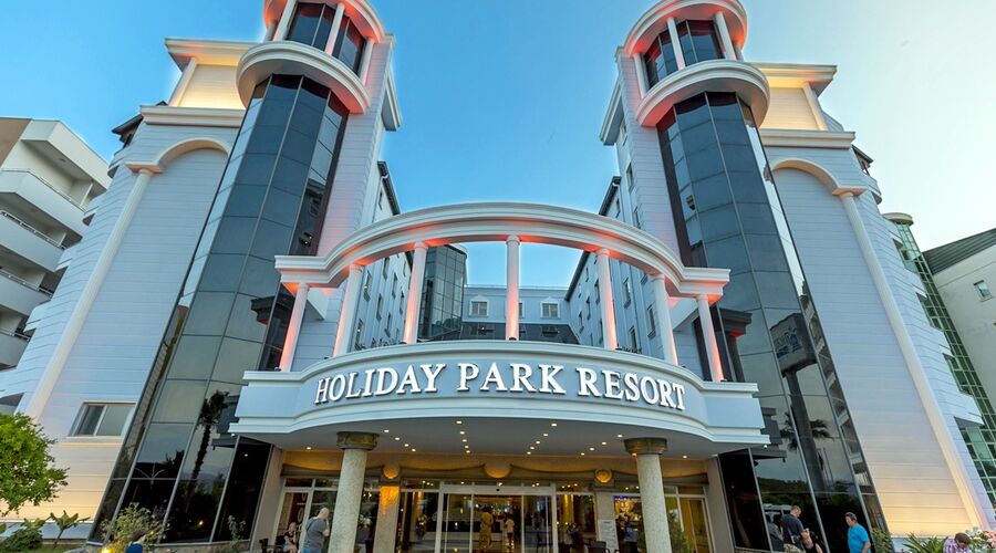 Holiday Park Resort Hotel  5*
