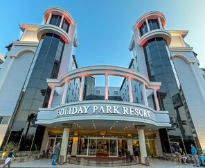Holiday Park Resort Hotel  5*