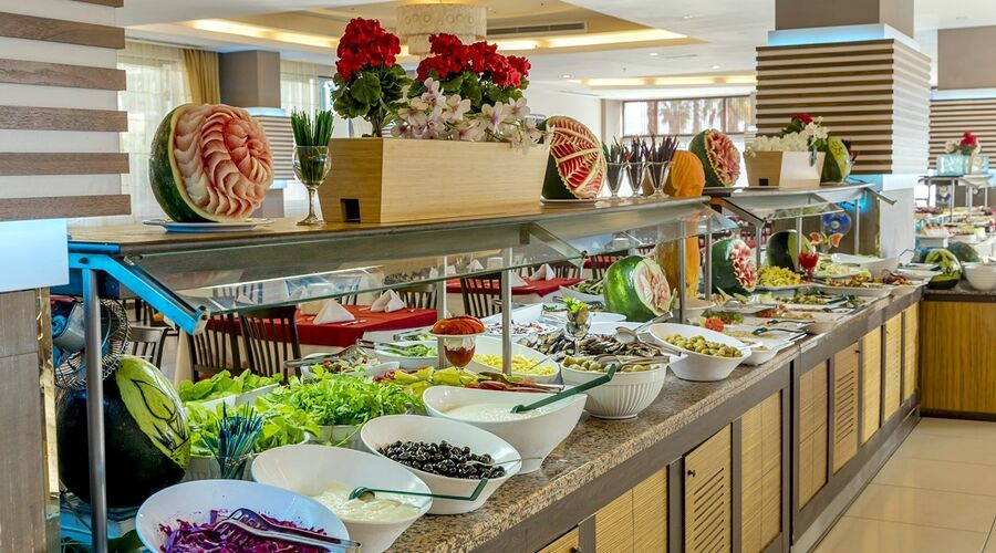 Holiday Garden Hotel   5*