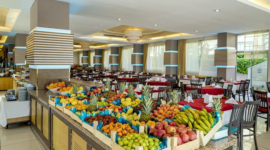 Holiday Garden Hotel   5*