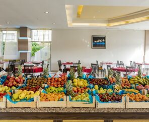 Holiday Garden Hotel   5*