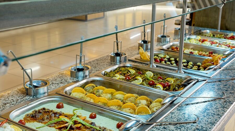 Holiday Garden Hotel   5*