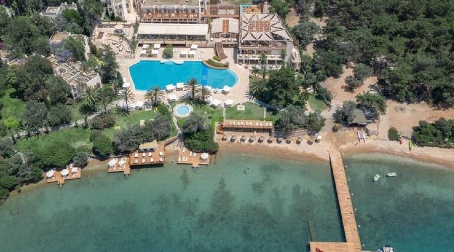 DoubleTree By Hilton Bodrum Işıl Club Resort  5*