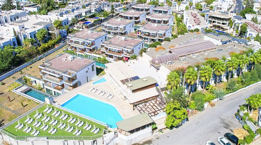 Smart Stay Beach & Spa  4*