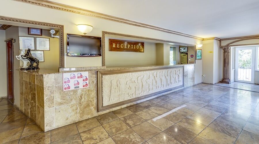 Smart Stay Beach & Spa  4*