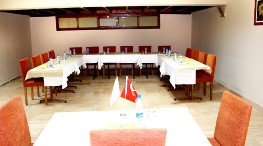 Smart Stay Beach & Spa  4*