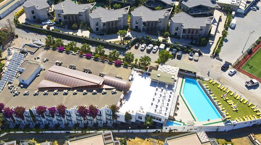 Smart Stay Beach & Spa  4*