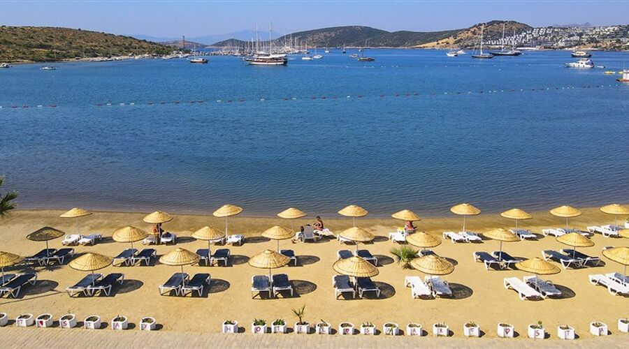 Smart Stay Beach & Spa  4*