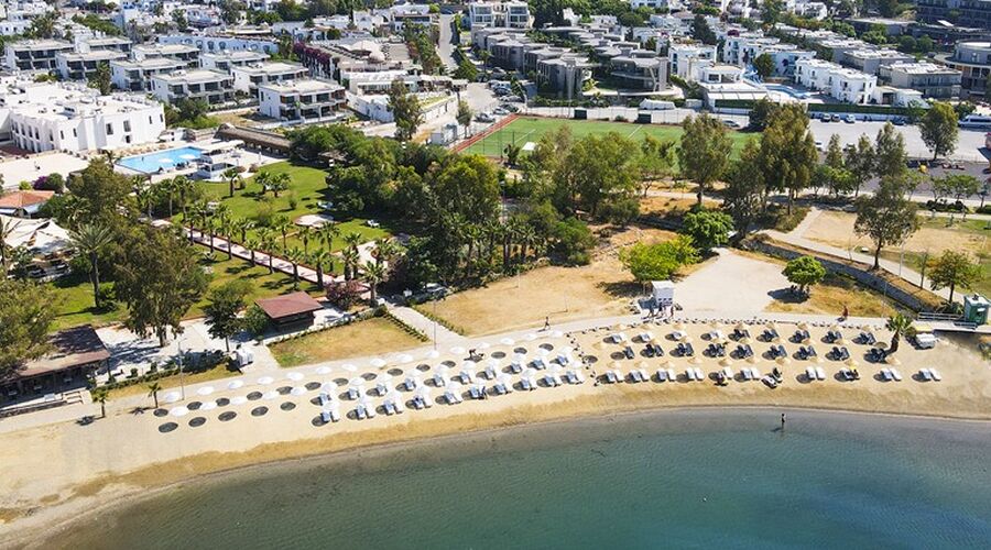 Smart Stay Beach & Spa  4*