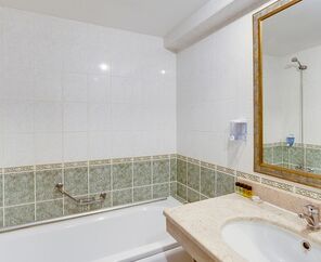 Smart Stay Beach & Spa  4*