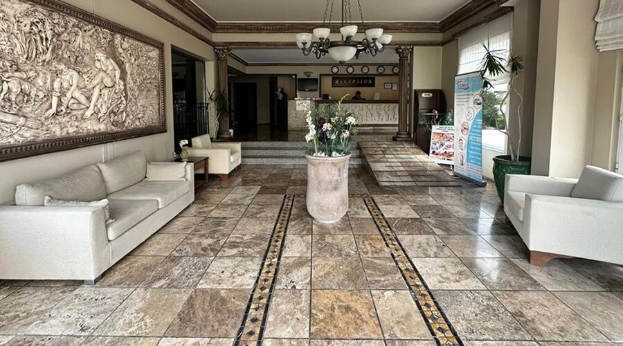 Smart Stay Beach & Spa  4*