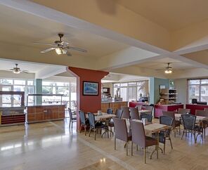 Smart Stay Beach & Spa  4*