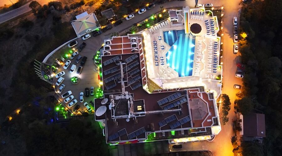 Roseira Beach Resort  4*