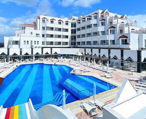 Roseira Beach Resort  4*