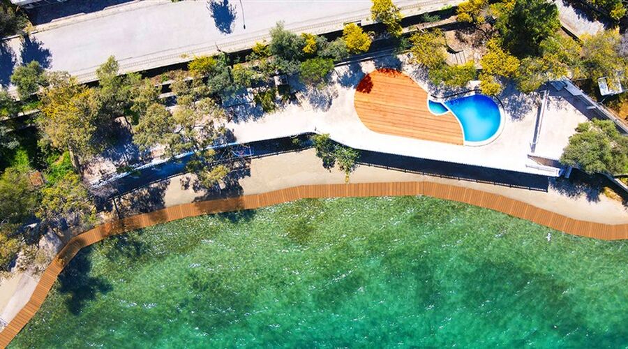 Roseira Beach Resort  4*