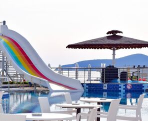 Roseira Beach Resort  4*