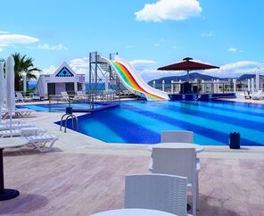 Roseira Beach Resort  4*