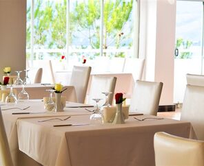 Roseira Beach Resort  4*