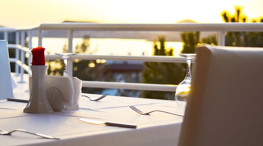 Roseira Beach Resort  4*