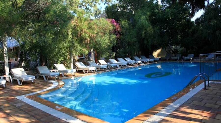 Okaliptus Hotel  4*