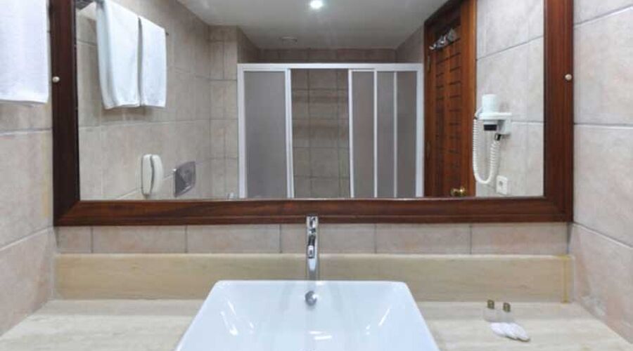 Okaliptus Hotel  4*