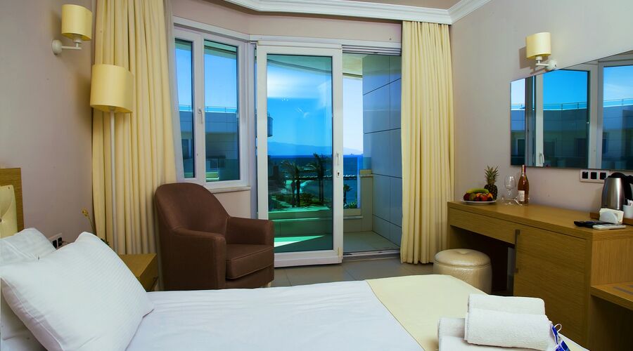 Dragut Point South Hotel 4*