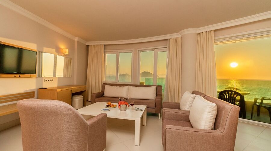 Dragut Point South Hotel 4*