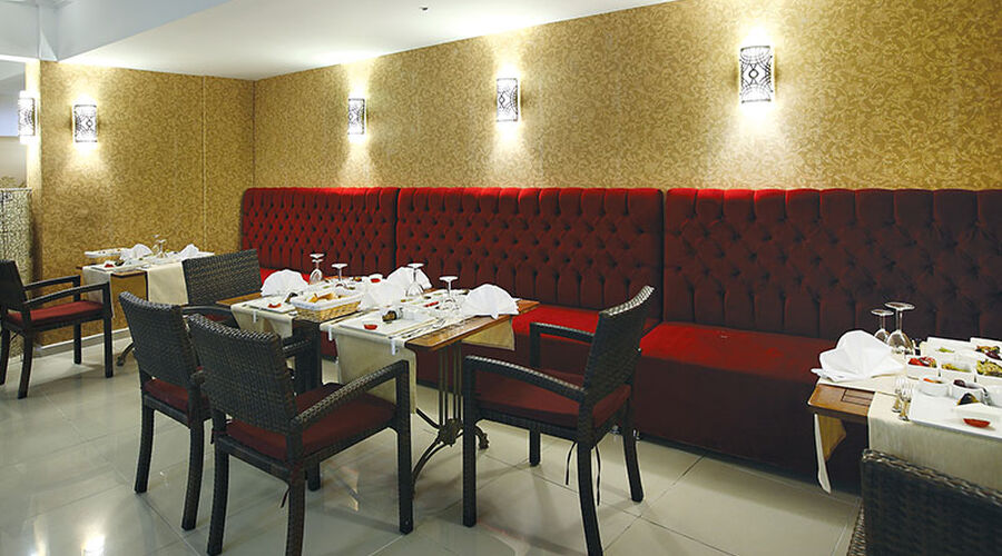 Costa Bitezhan Beach  4*