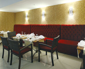 Costa Bitezhan Beach  4*
