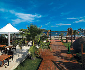 Costa Bitezhan Beach  4*