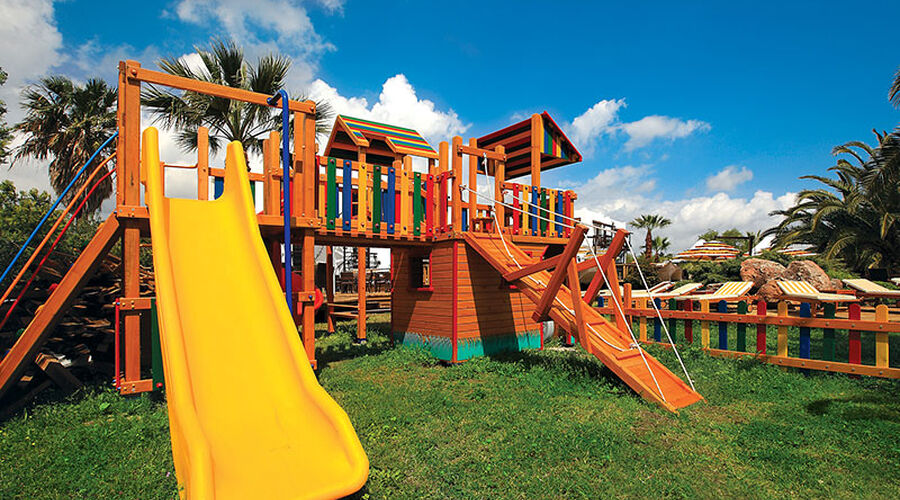 Costa Bitezhan Beach  4*