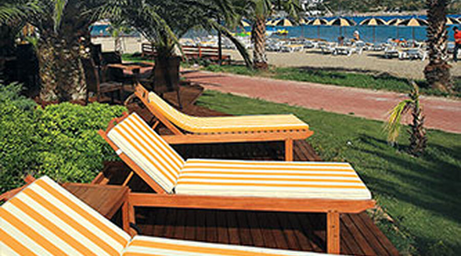 Costa Bitezhan Beach  4*