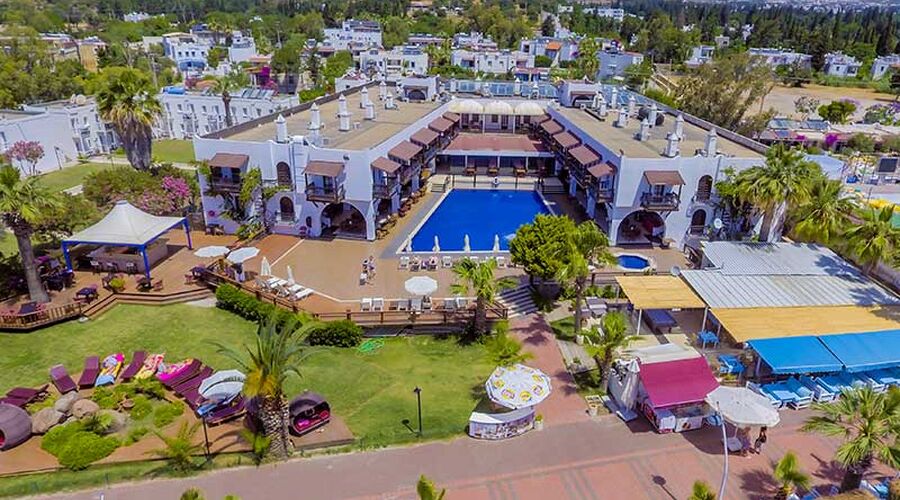 Costa Bitezhan Beach  4*